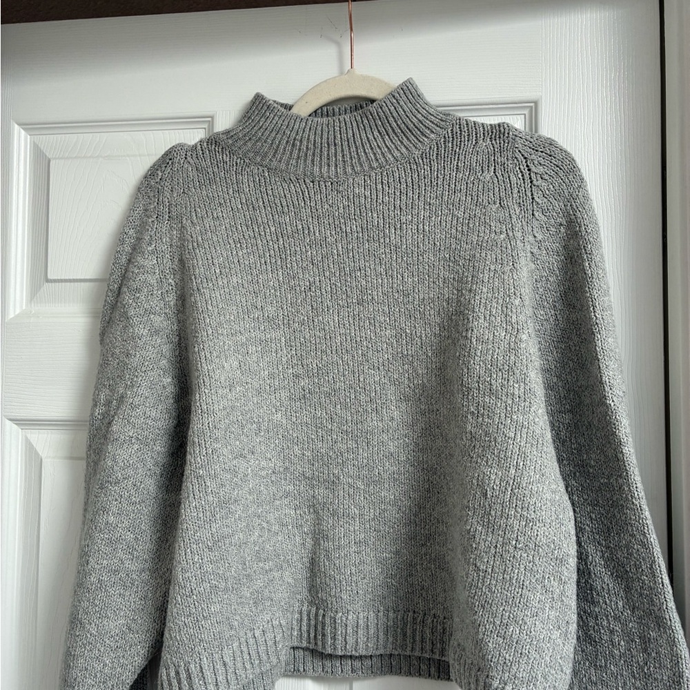 Old Navy Grey Women's Sweater